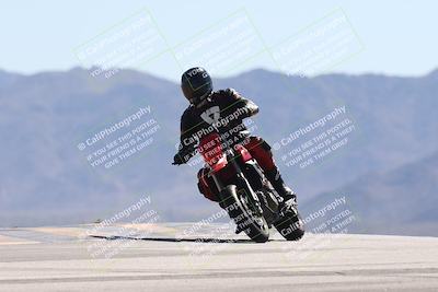 media/Oct-13-2025-Moto Forza (Mon) [[a66d839500]]/4-C Group/Session 4 (Turn 9)/